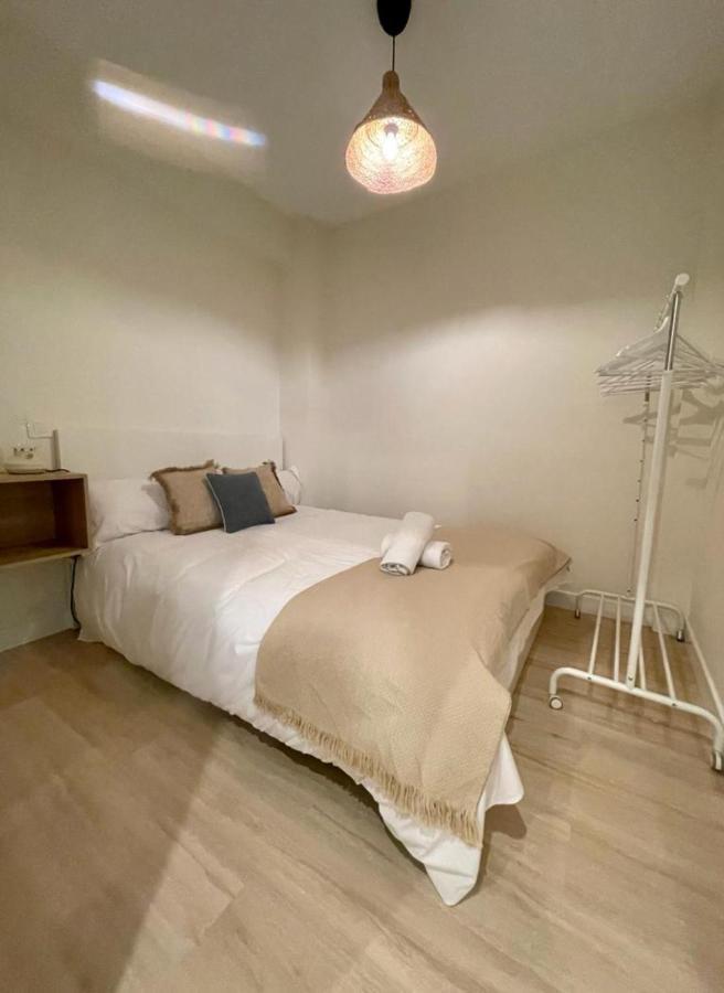 Downtown&new Apt 9pax En La Plaza De Chueca Apartment