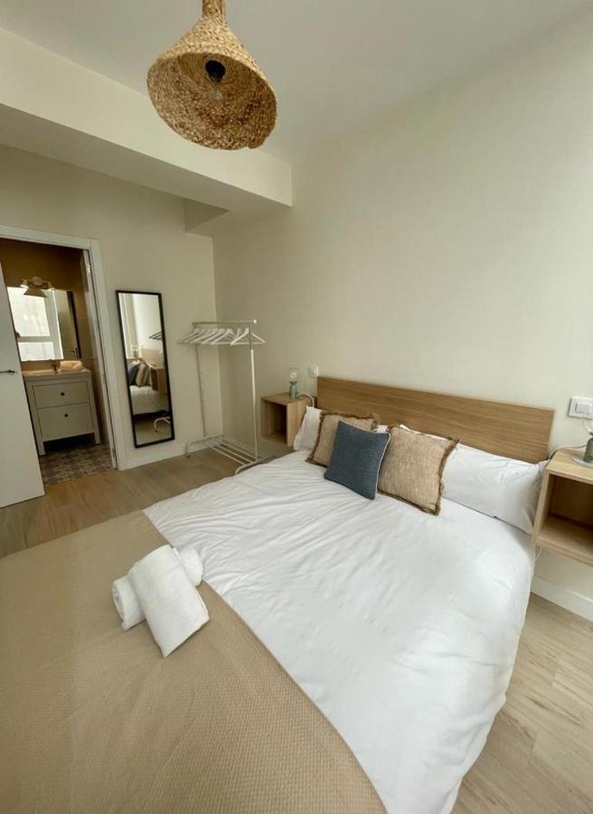 Downtown&new Apt 9pax En La Plaza De Chueca Apartment