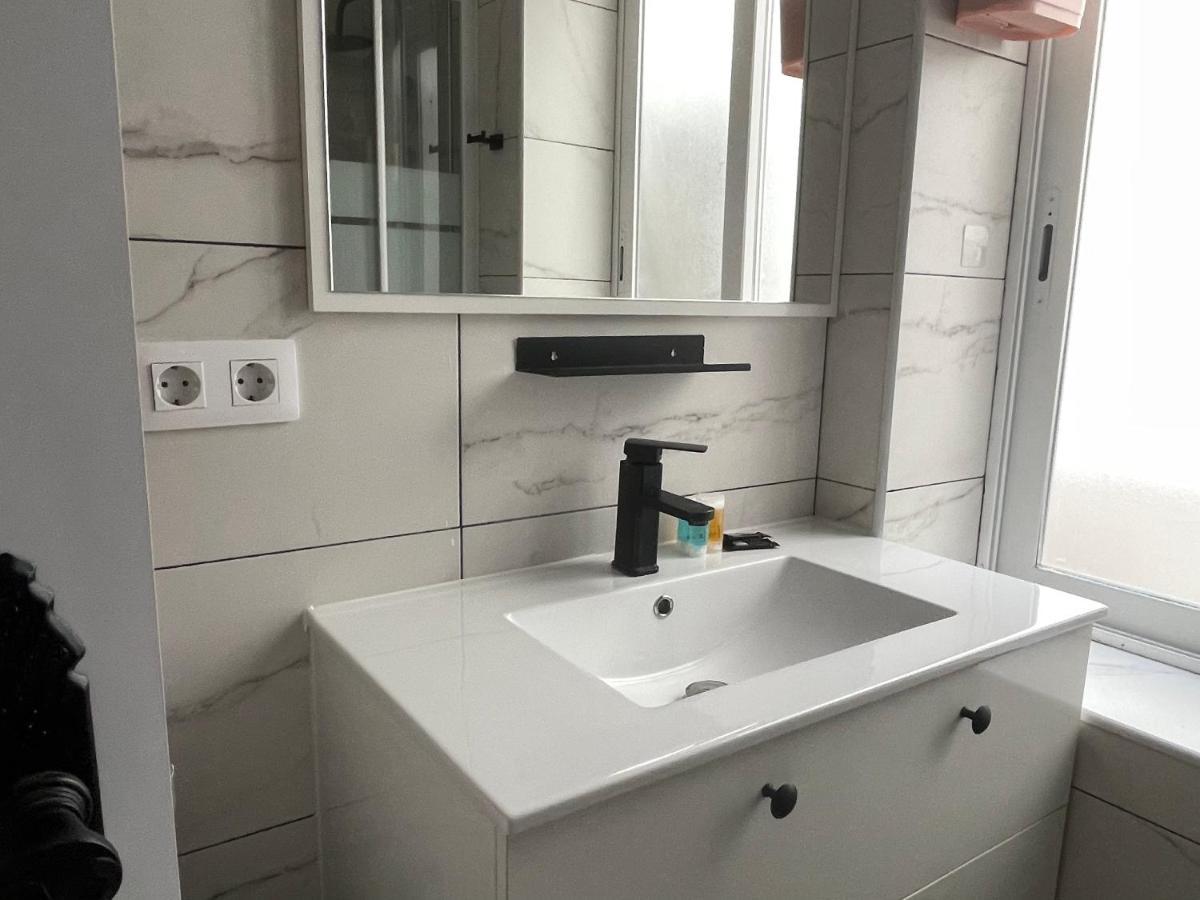 Avda Plaza De Toros, Apartamento Dos Dormitorios Junto A Metro Vistalegre Apartamento *