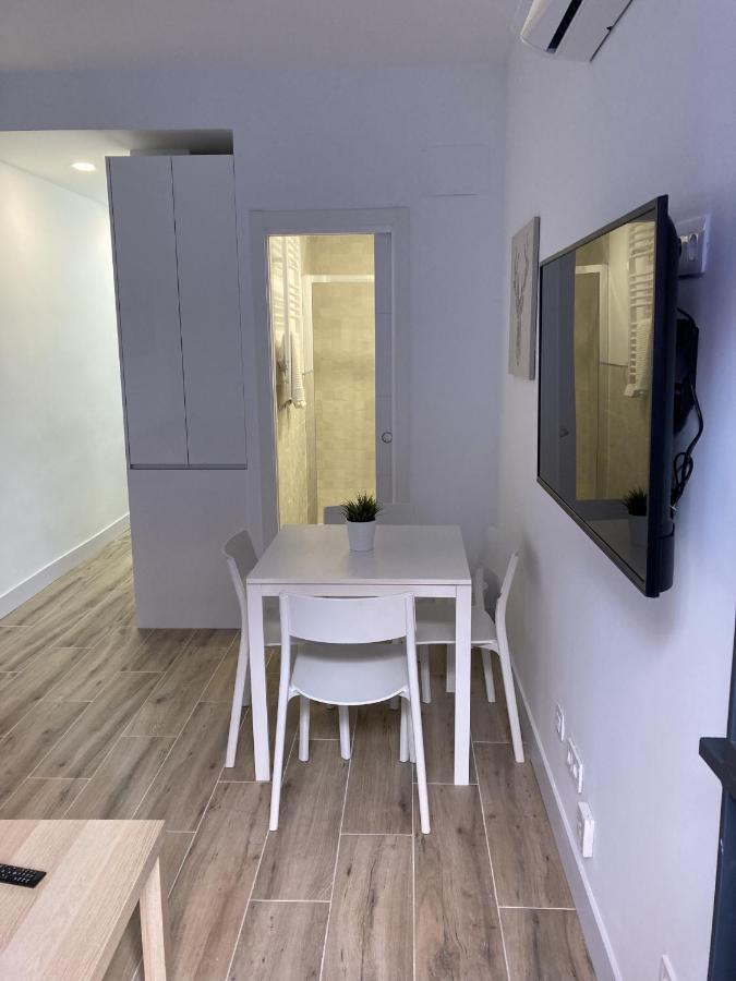 Plaza Castilla Apartment *