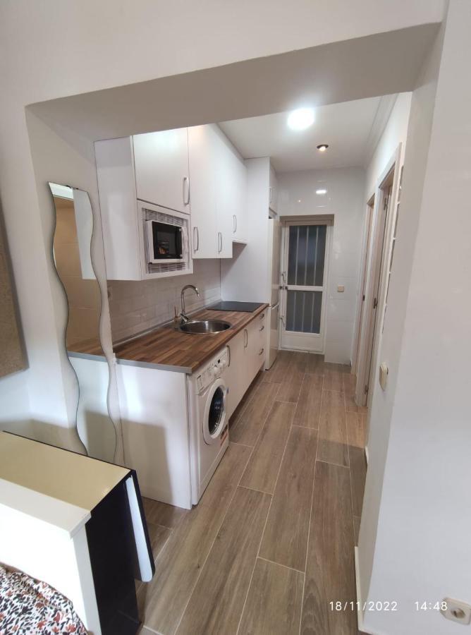 Pequeno Estudio En Apartamento