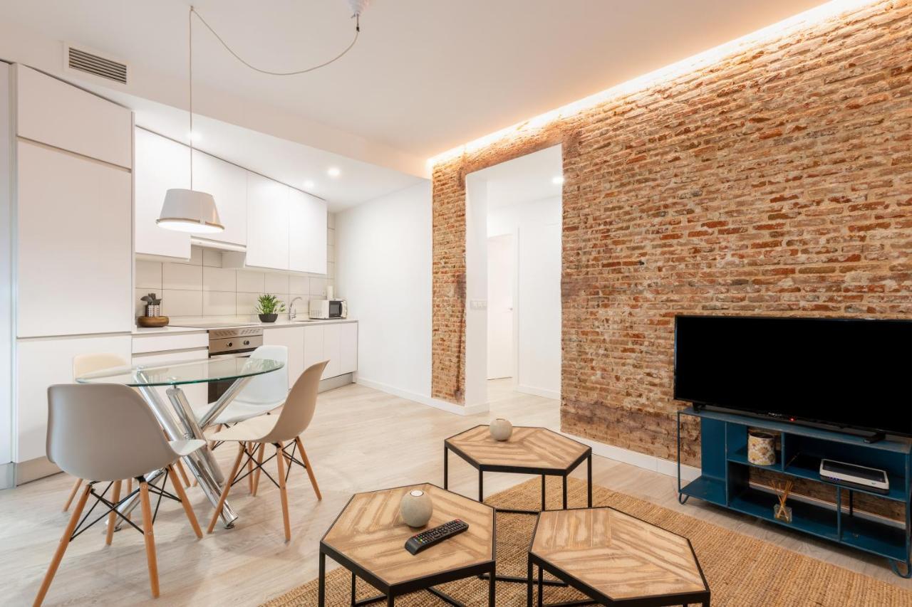Bright And Modern- 2 Bedrooms 1bathroom- Mintystay - Bocangel Apartamento *