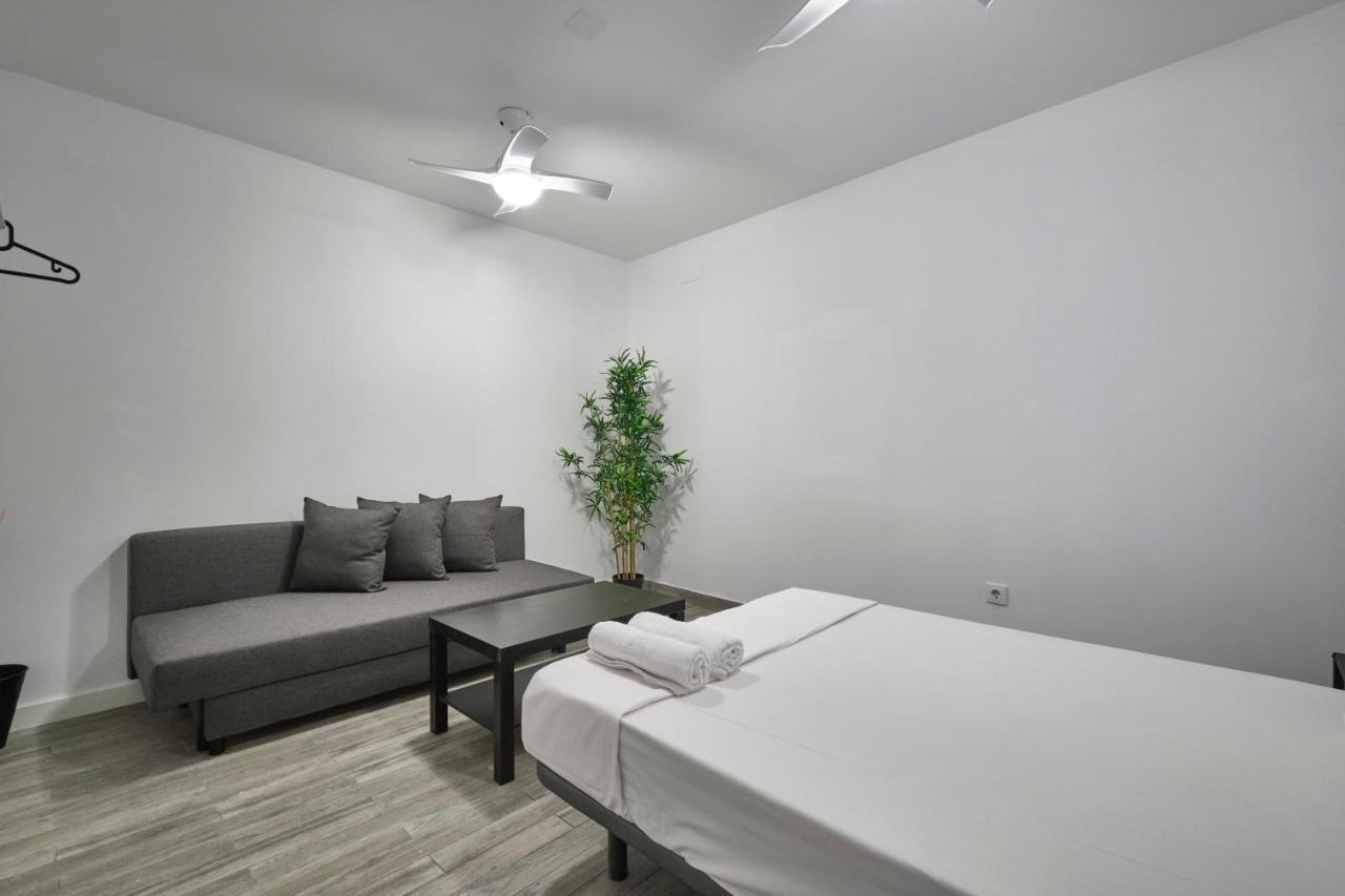 Habitación en casa particular Nunez De Arce Madrid