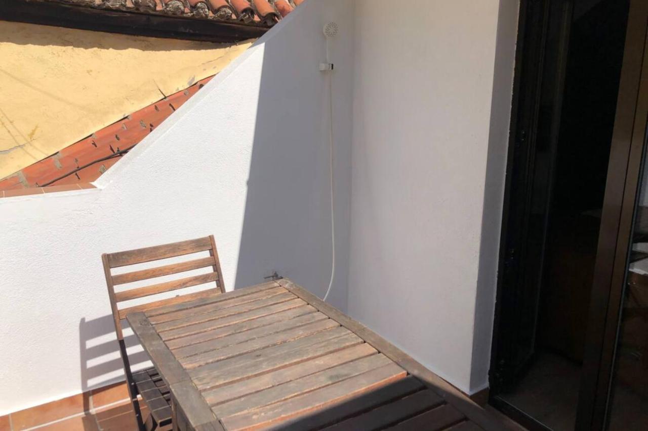 Apartamento Rustic With Terrace In
