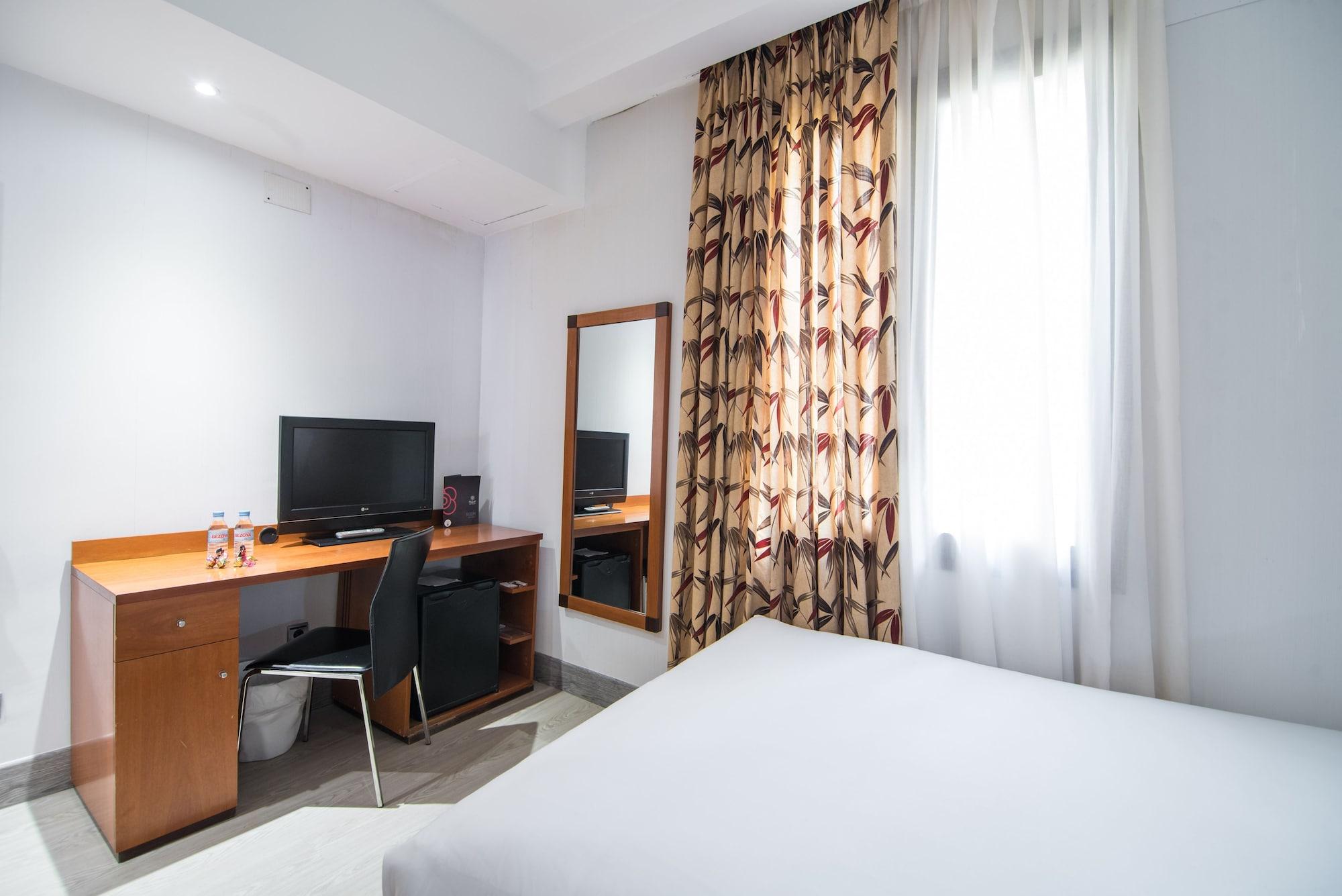 Petit Palace Preciados 3*