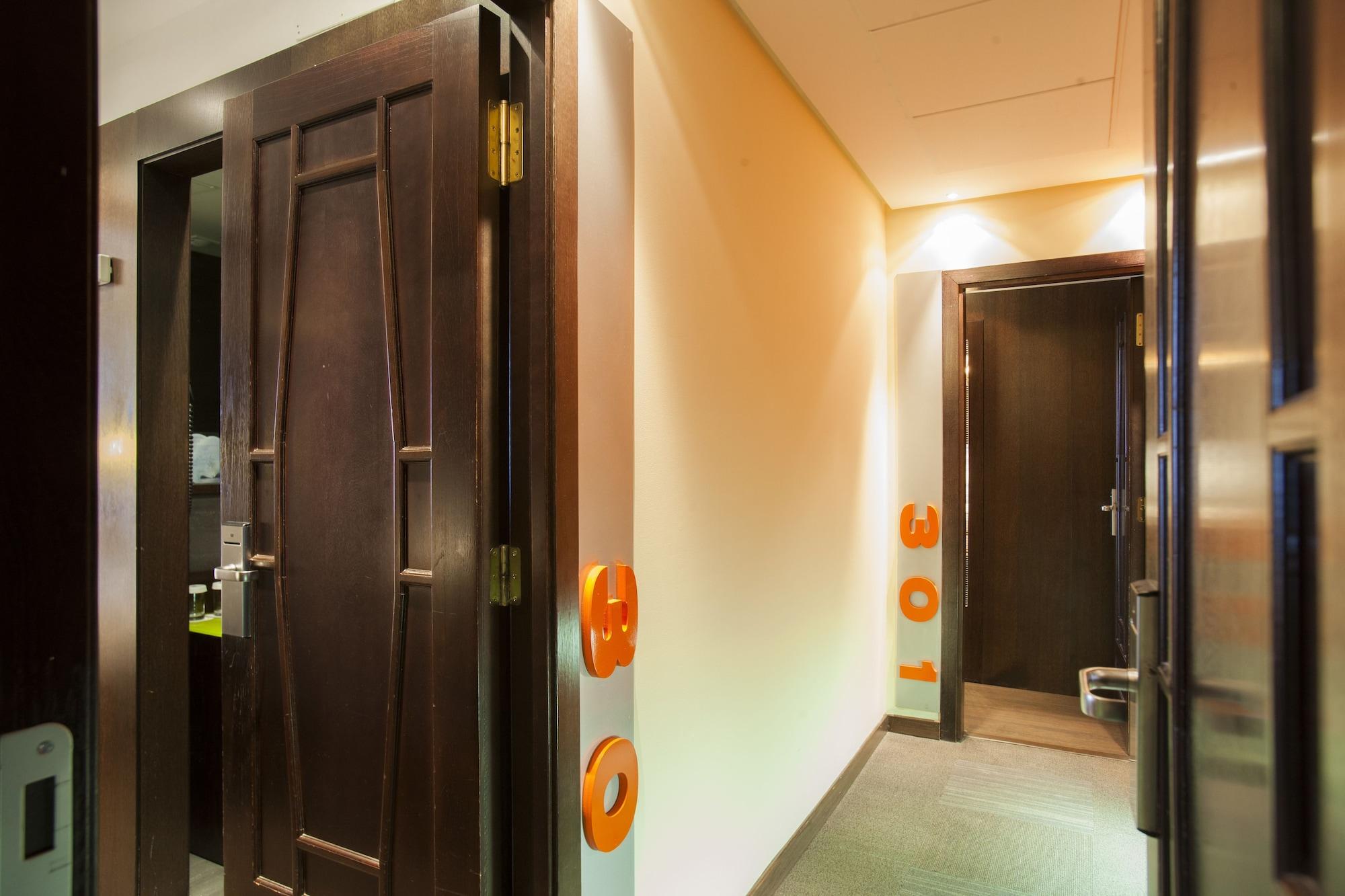 Hotel Vincci Centrum 4*