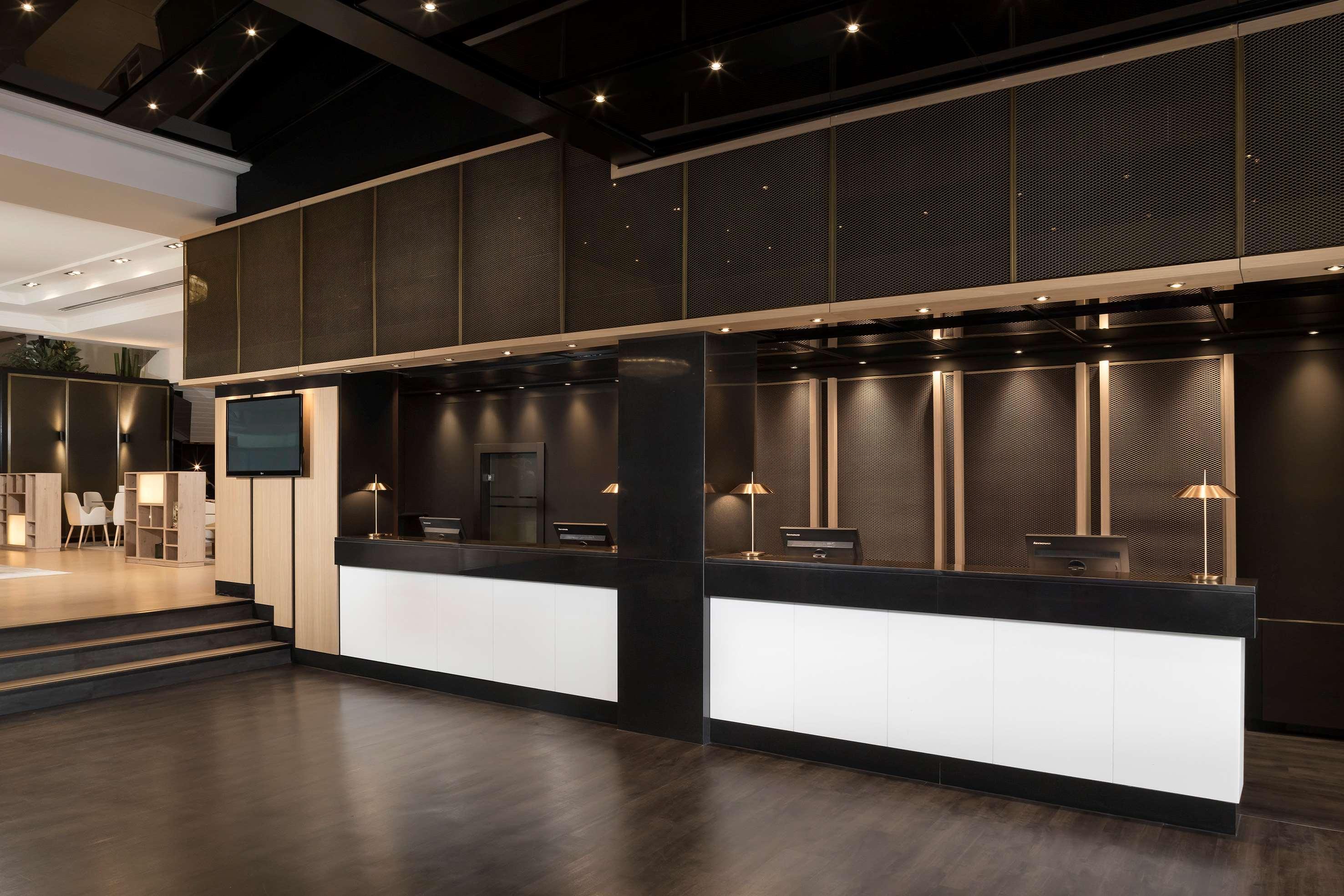 Melia Barajas Hotel 4*