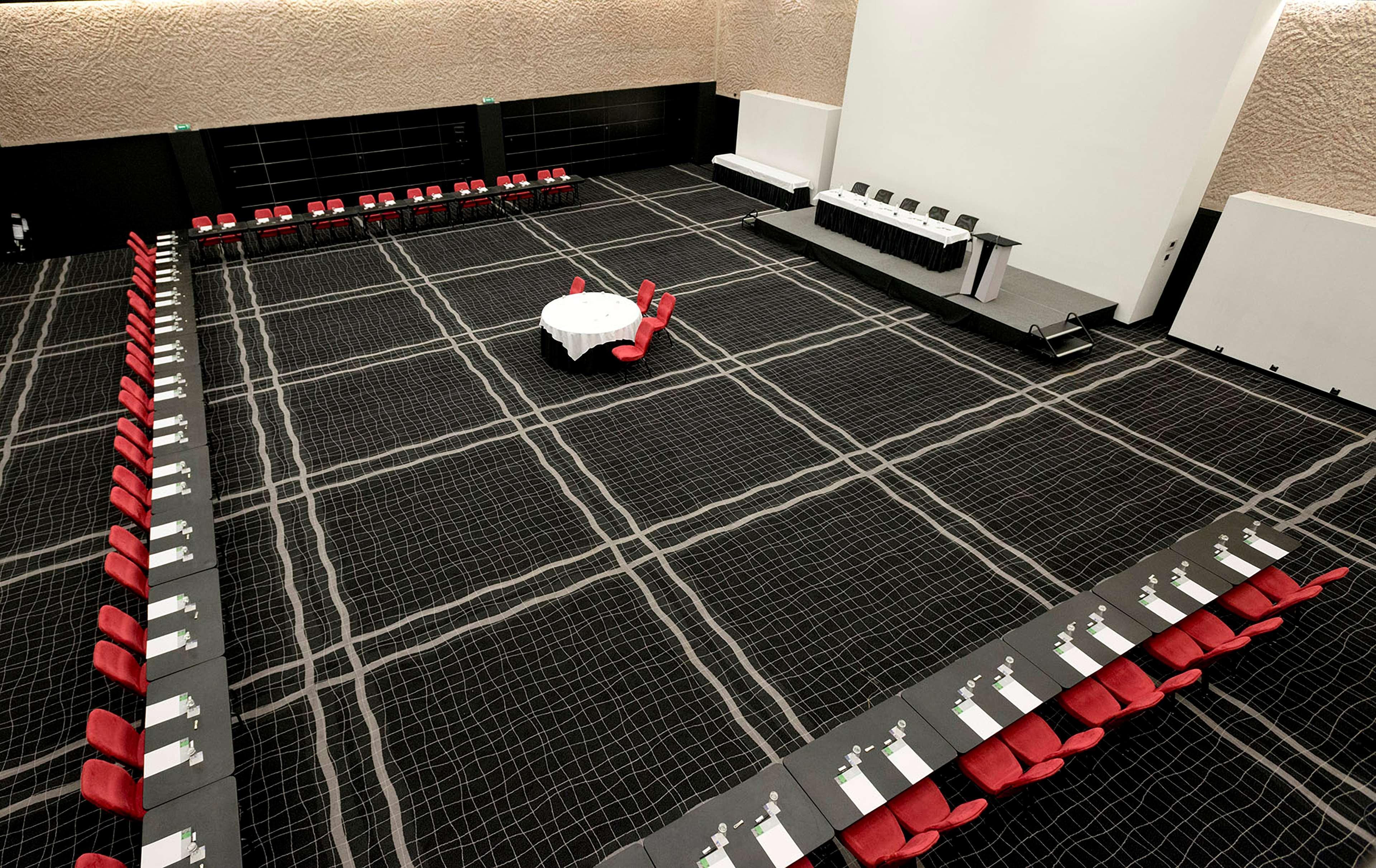 Hilton Airport 4* Madrid