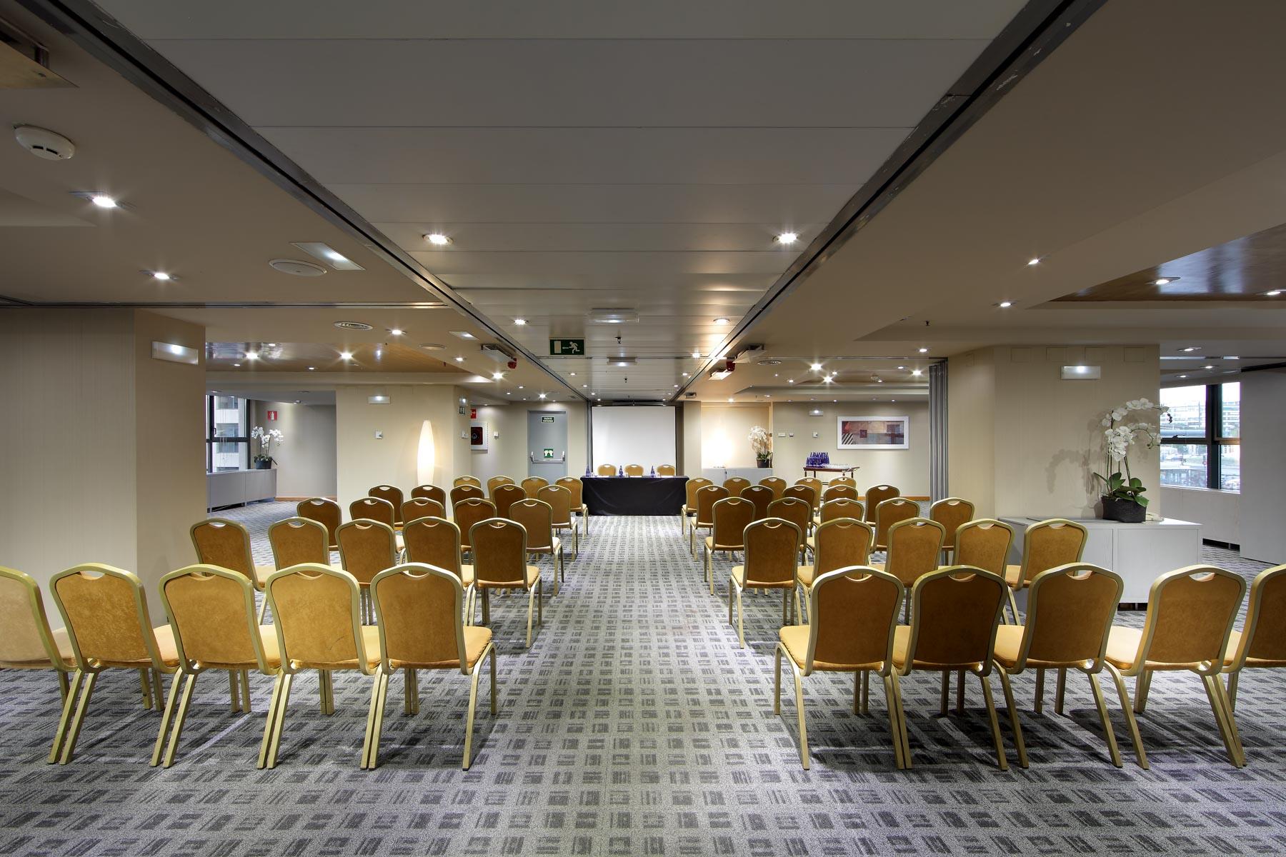 Exe Plaza Hotel 4*