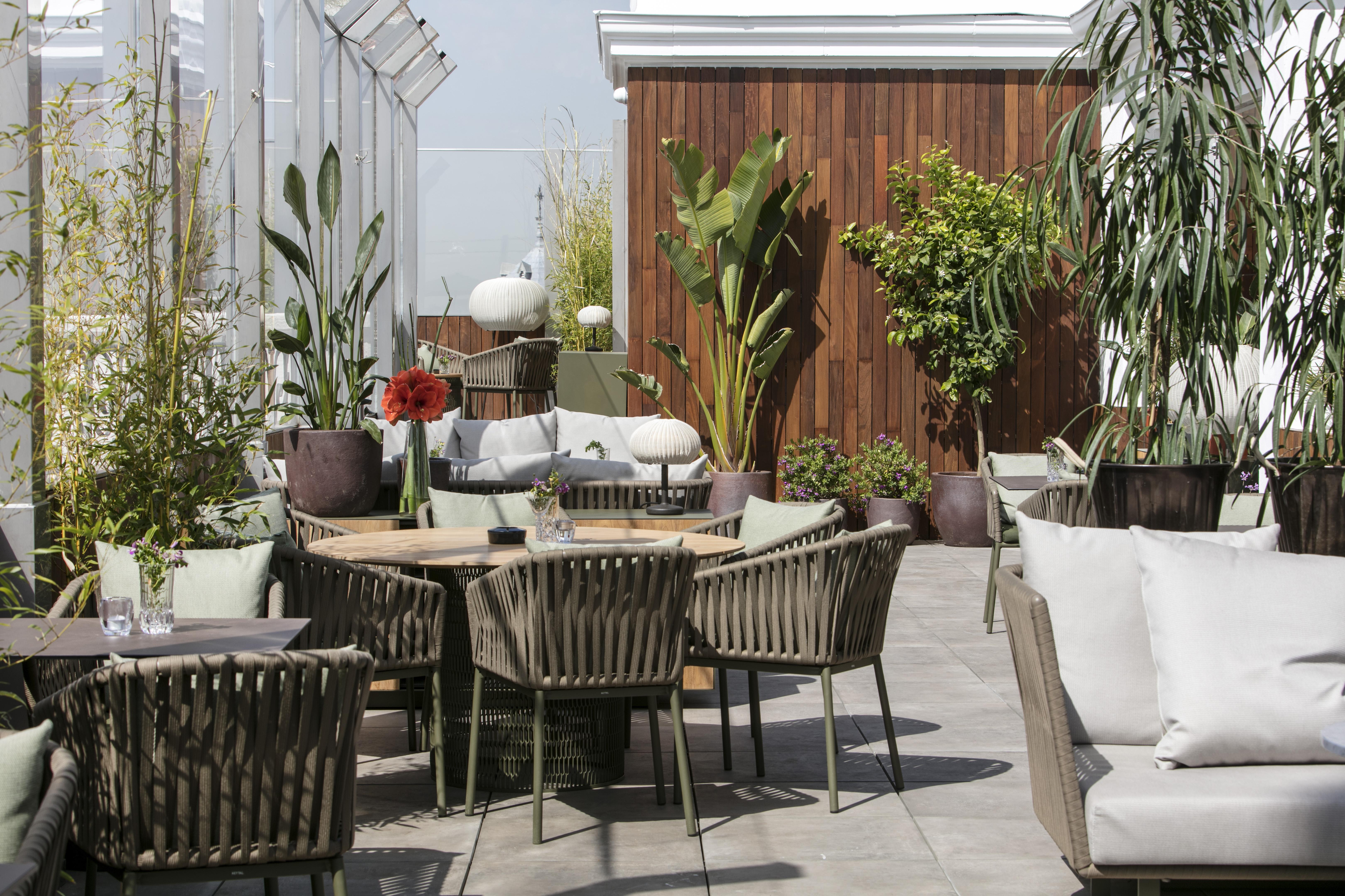 Hotel Me Reina Victoria By Melia Madrid