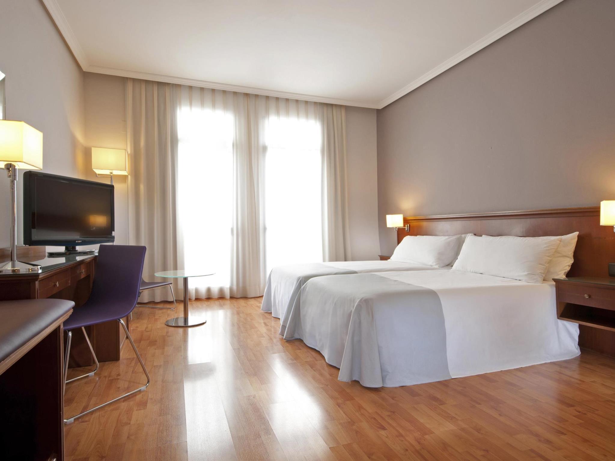 Innside By Meliá Gran Vía Hotel 4*