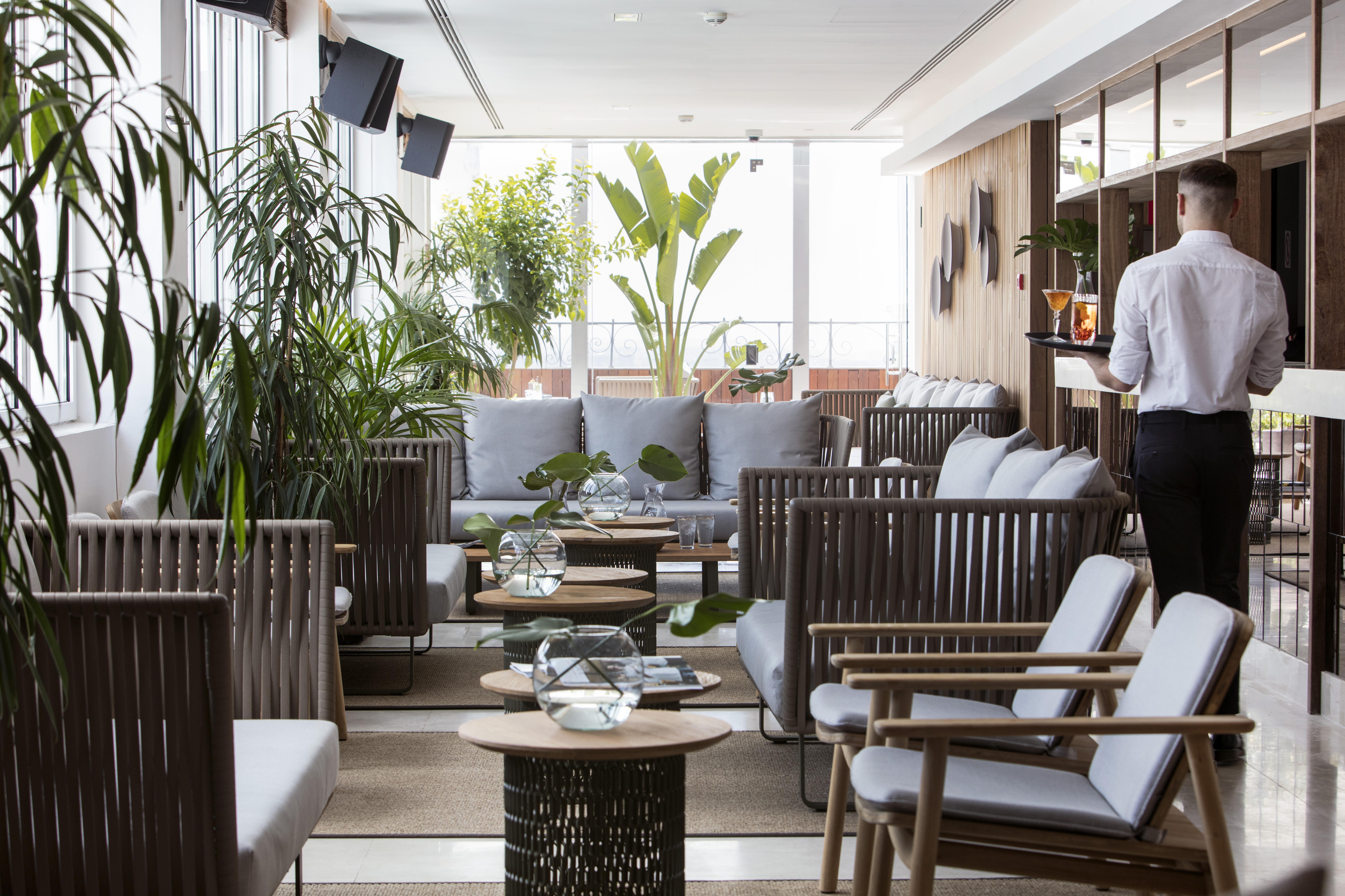 Me Reina Victoria By Meliá Hotel Madrid