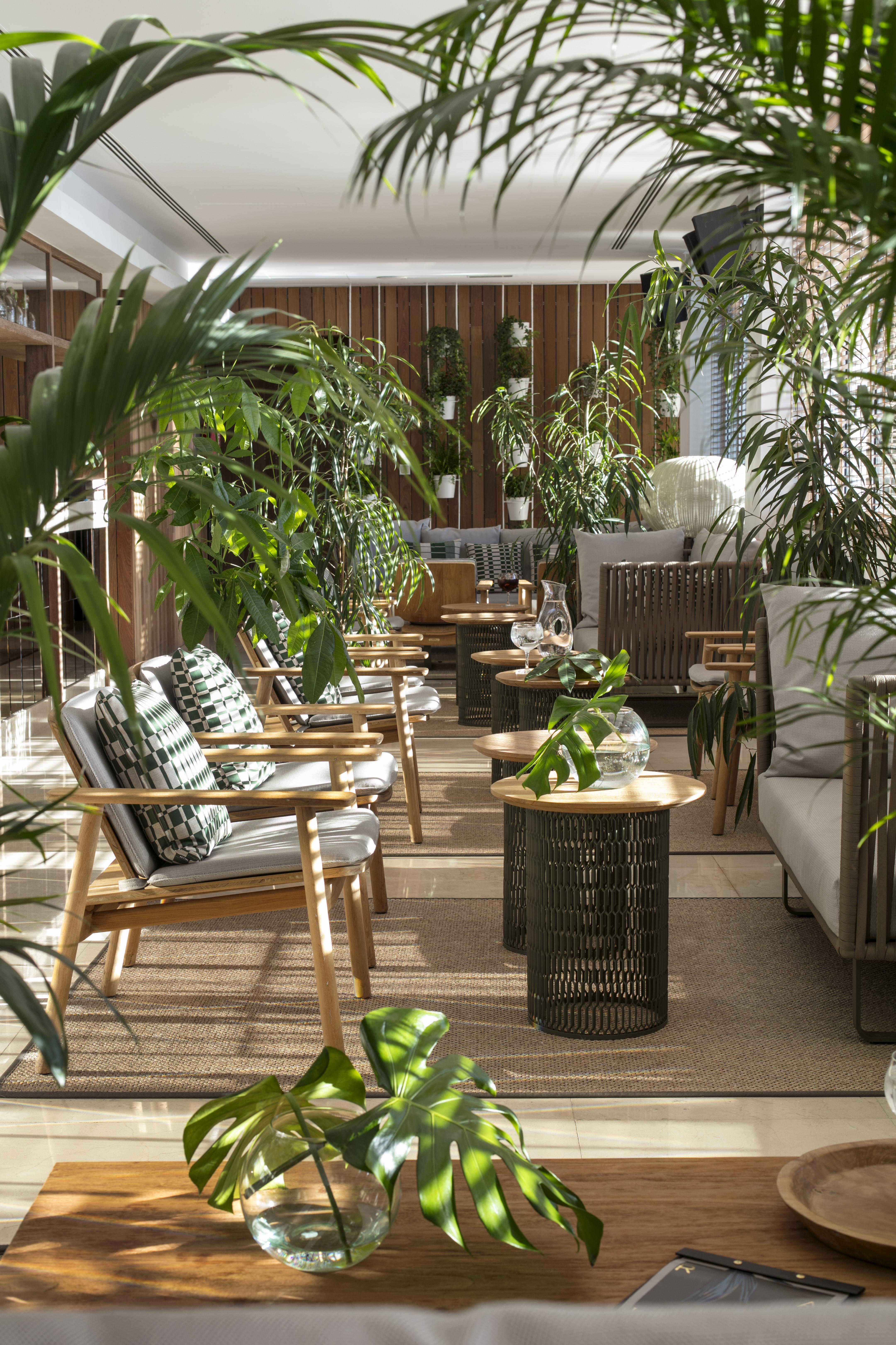Me Reina Victoria By Meliá Hotel