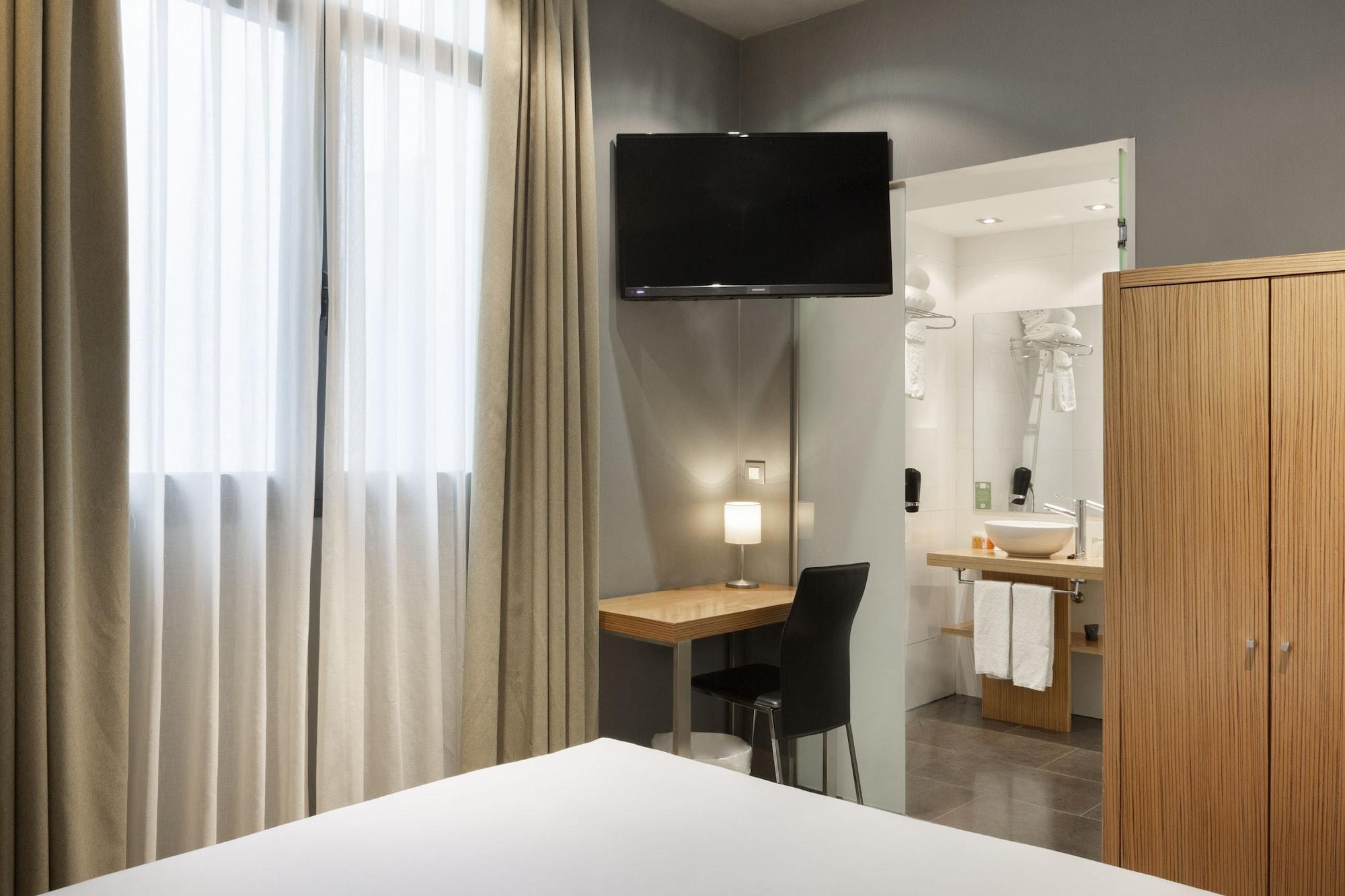 Hotel Petit Palace Tres Cruces