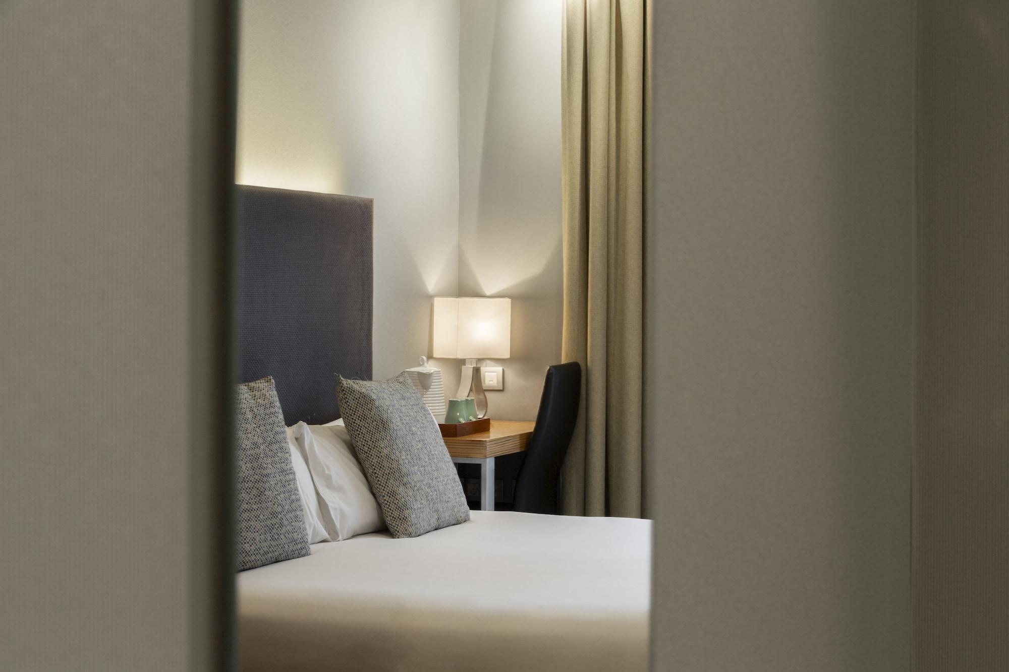 Hotel Petit Palace Tres Cruces