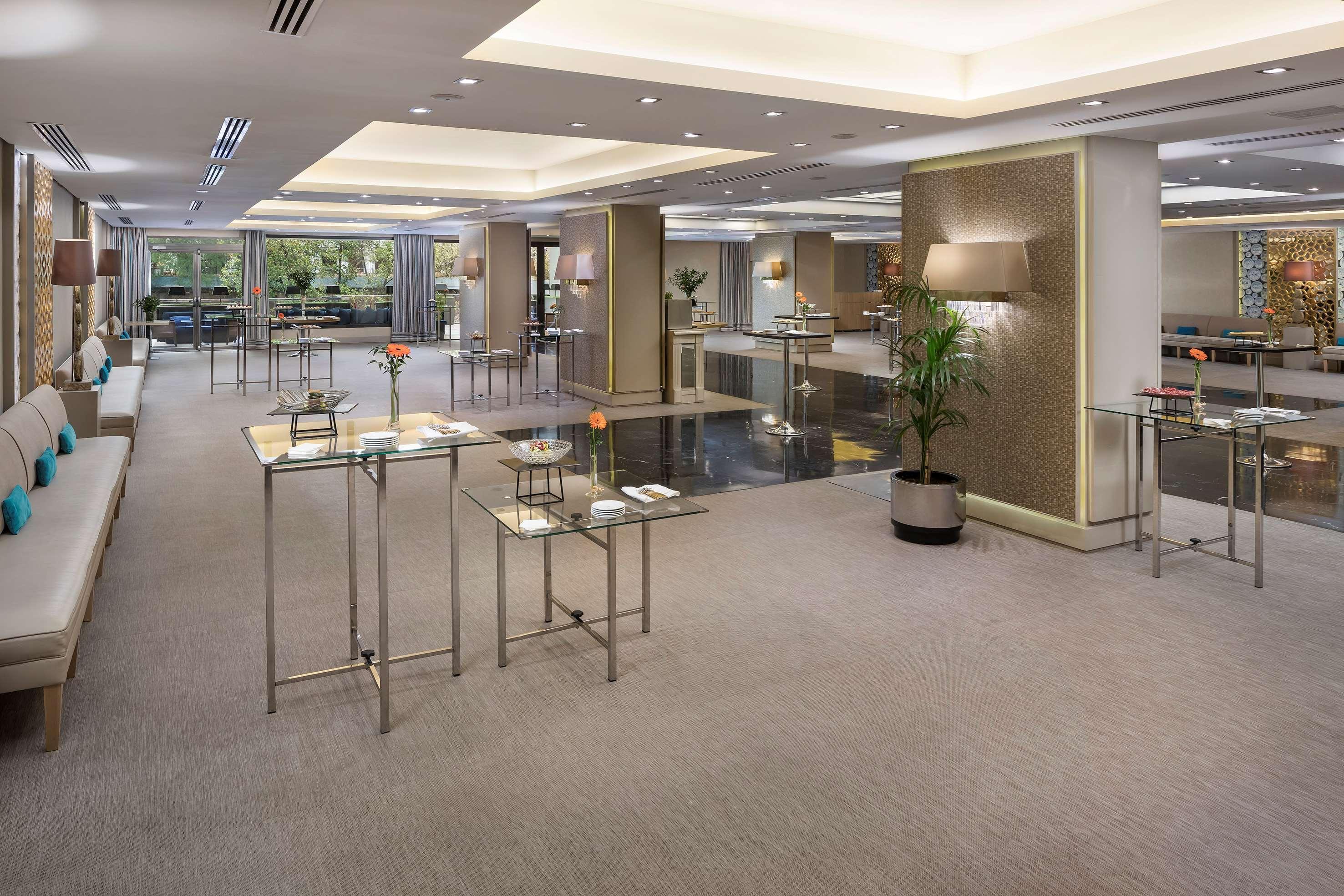 Hotel Melia Castilla 4*