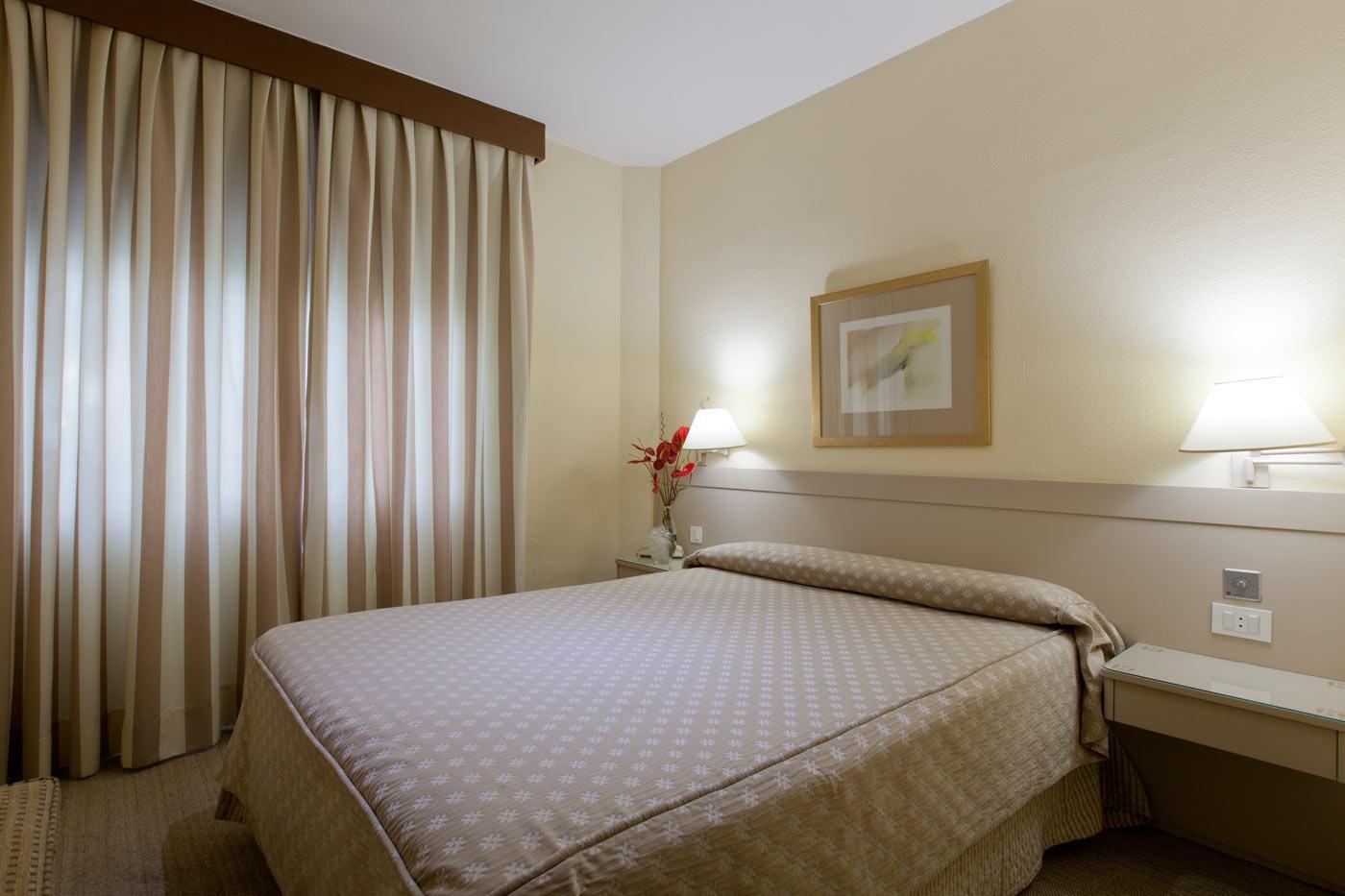 Apartahotel Espahotel Plaza Basílica