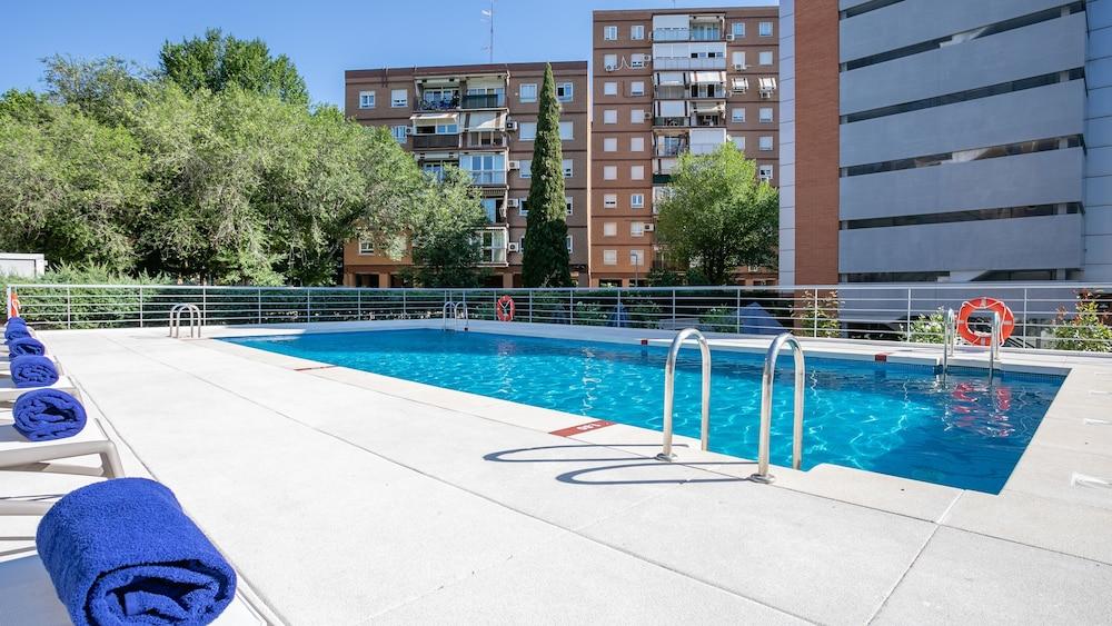 Hotel Sercotel Aeropuerto 4*