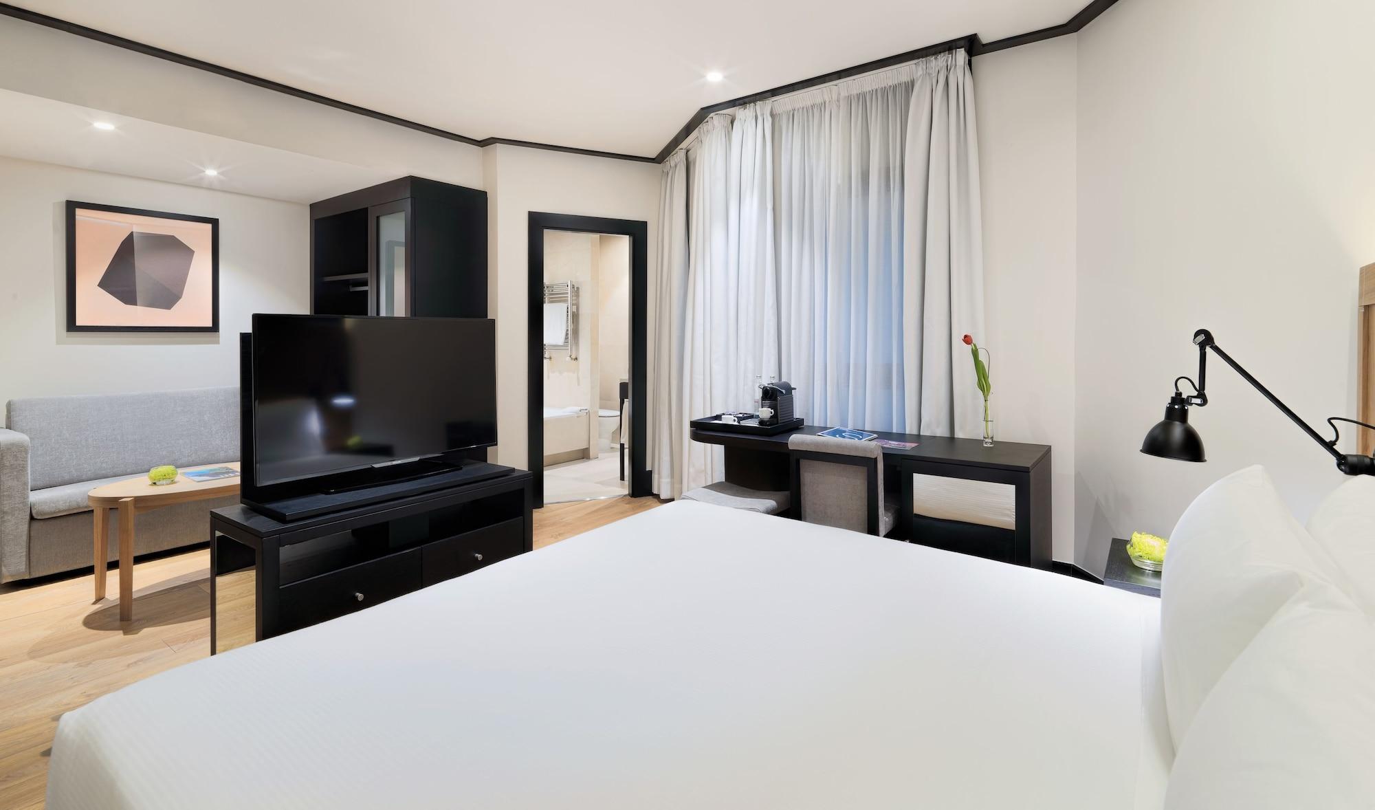 Hotel H10 Puerta De Alcalá 4*