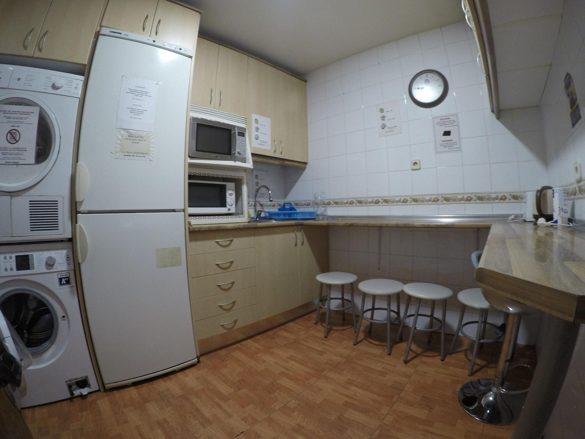 Hostal Rc Miguel Angel *