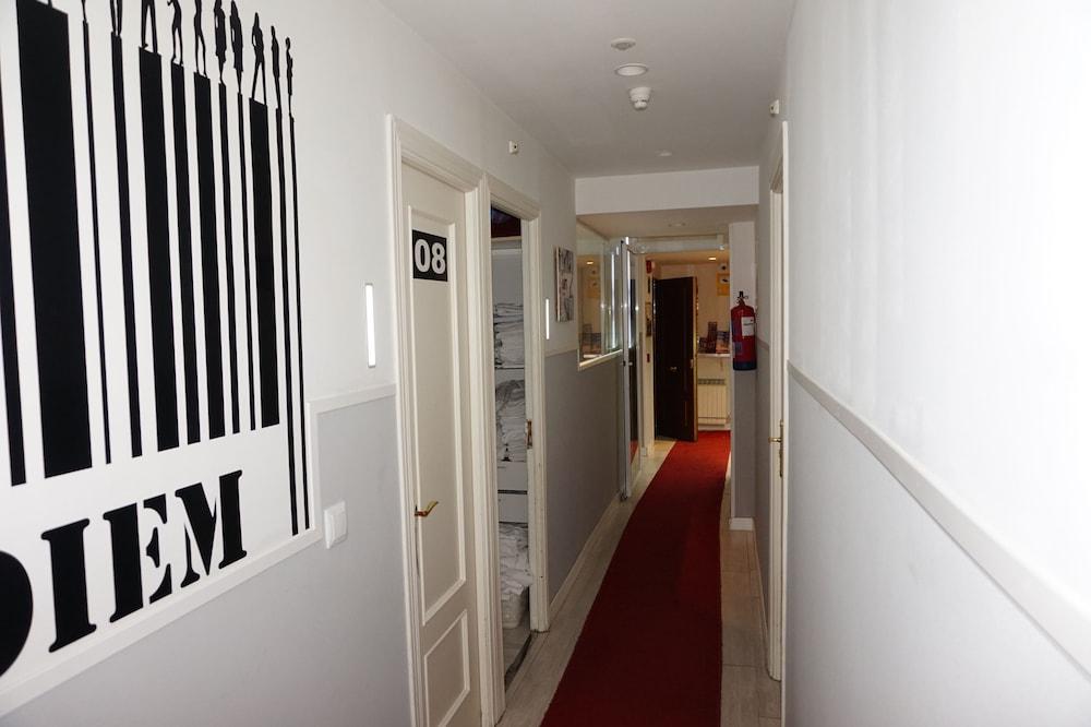 Hostel Far Gran Via Madrid