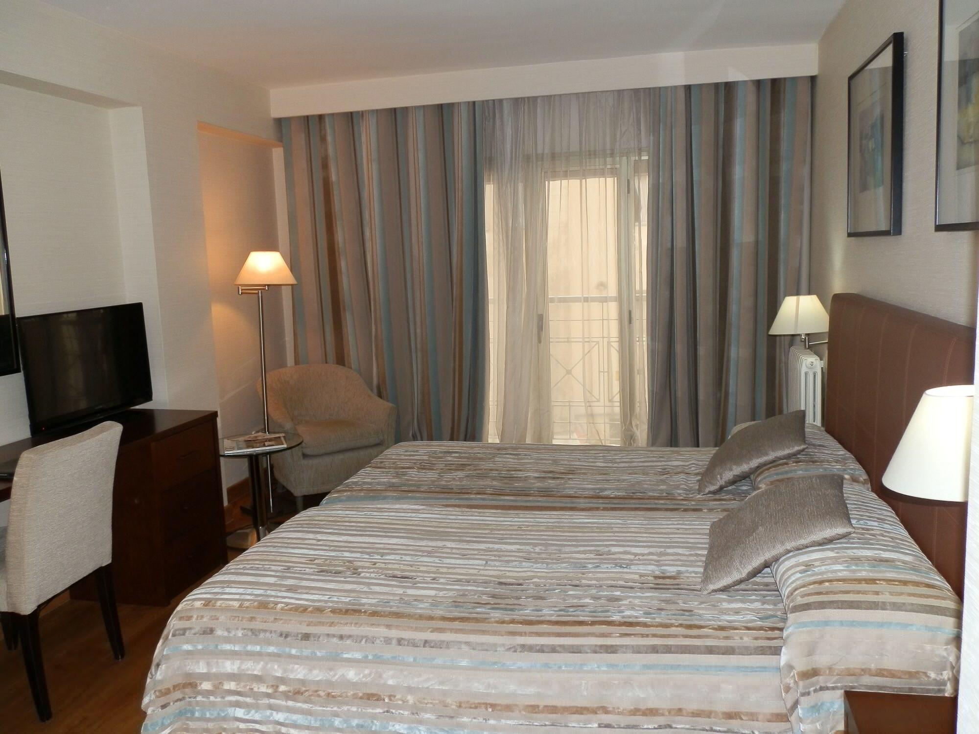 Aparto-hotel Rosales
