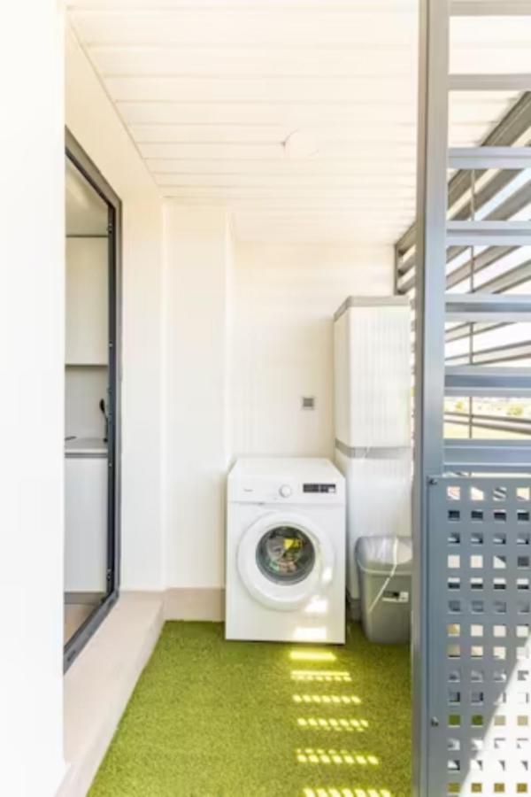 Apartamento Piso Climatizado Y Parking Madrid