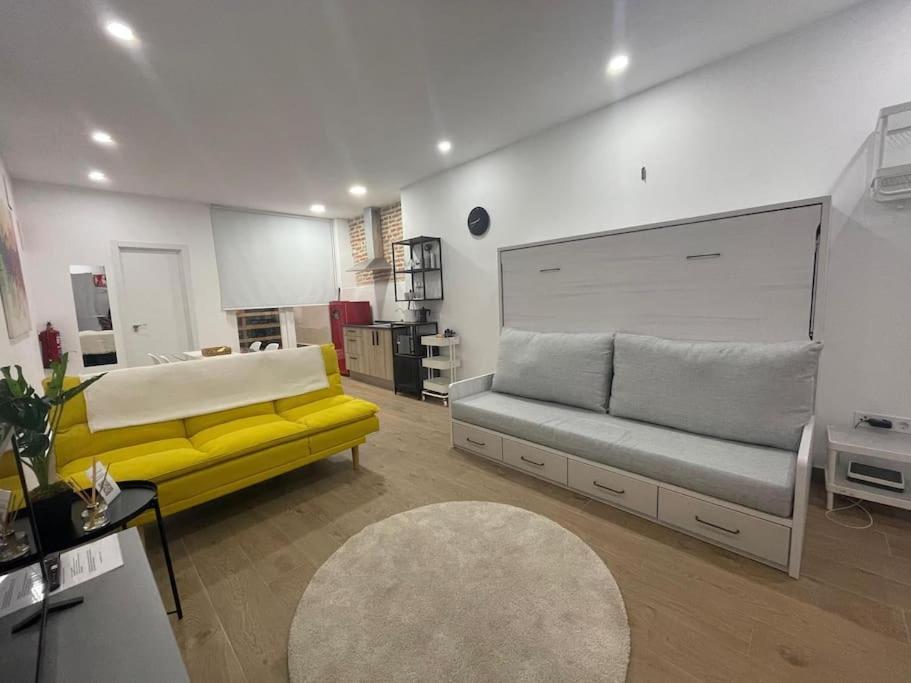Apartamento Estudio En Palacio La Latina Madrid