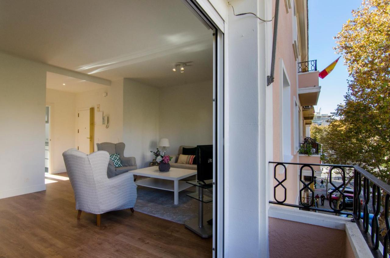 2 Bedrooms 2 Bathrooms Furnished - Bernabeu - Business Area With Terrace - Minty *