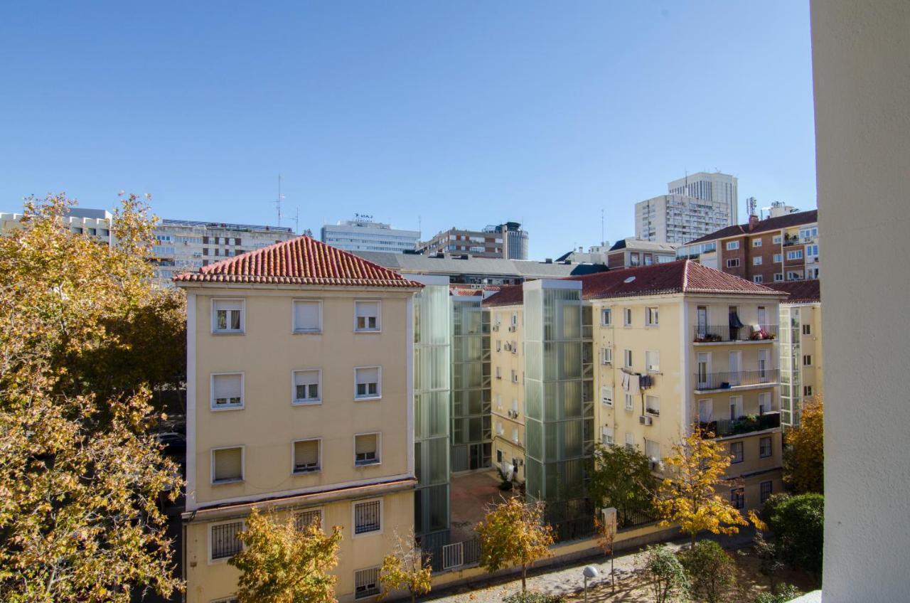 2 Bedrooms 2 Bathrooms Furnished - Bernabeu - Business Area With Terrace - Minty * Madrid