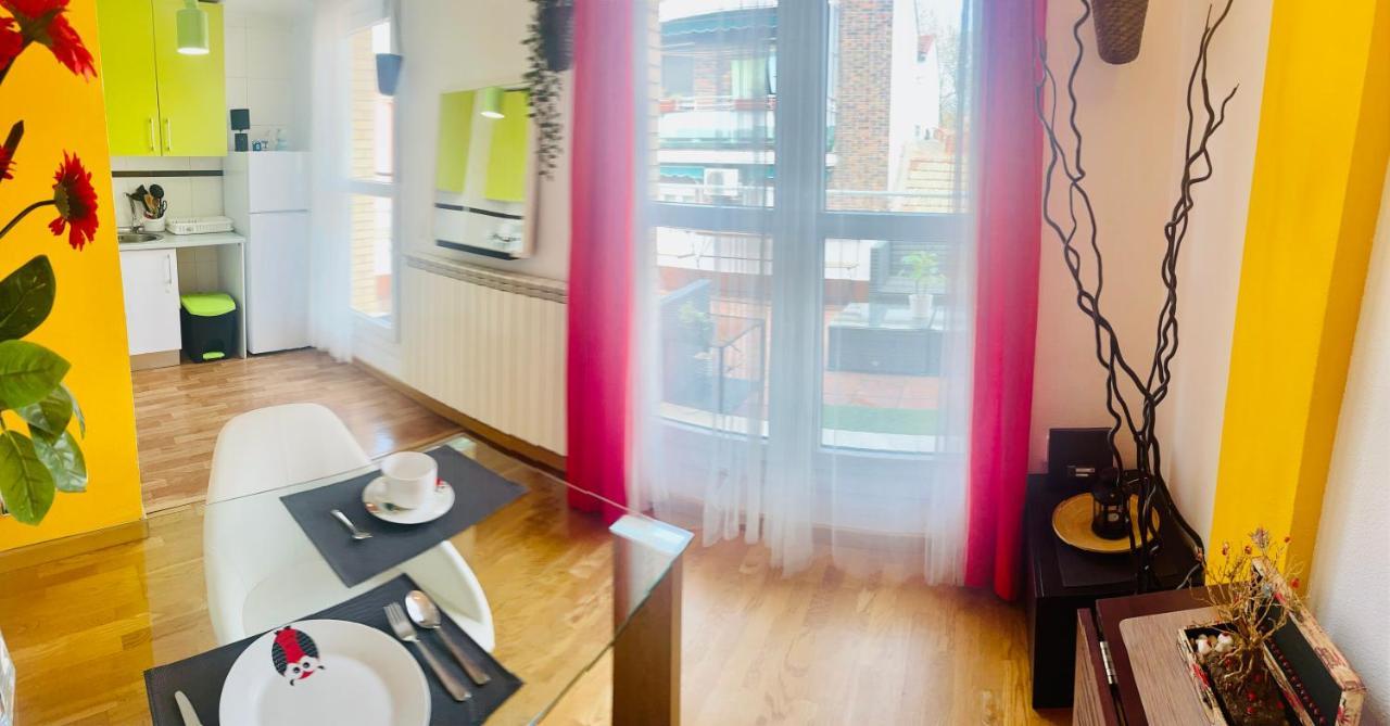 Atico & Terraza A 6 Minutos En Metro De Atocha Estacion Apartamento Madrid
