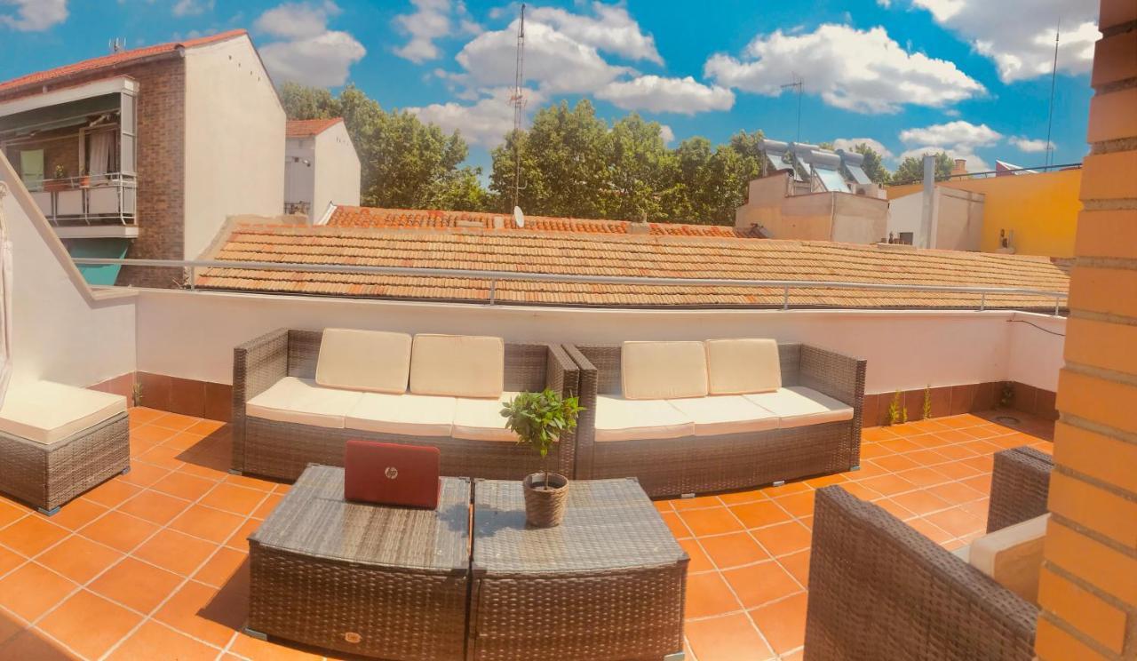 Atico & Terraza A 6 Minutos En Metro De Atocha Estacion Apartamento *