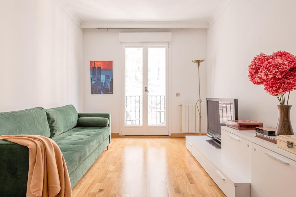 Beautiful Flat With Pool In The Center-s-marc *