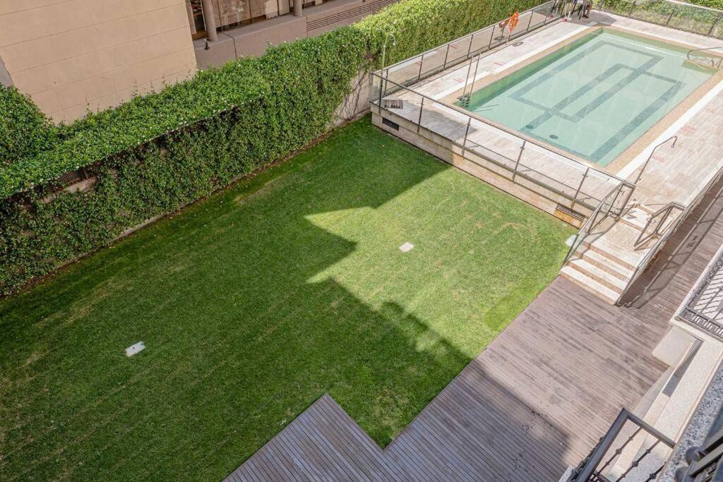 Beautiful Flat With Pool In The Center-s-marc