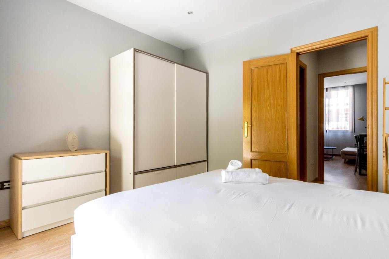 Modern Bright -1bedroom 1bath -cuatro Caminos *