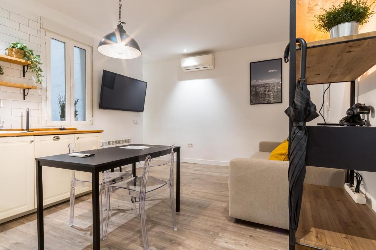 Cozy - 2 Bedrooms- 2 Bathrooms- Colon Apartamento