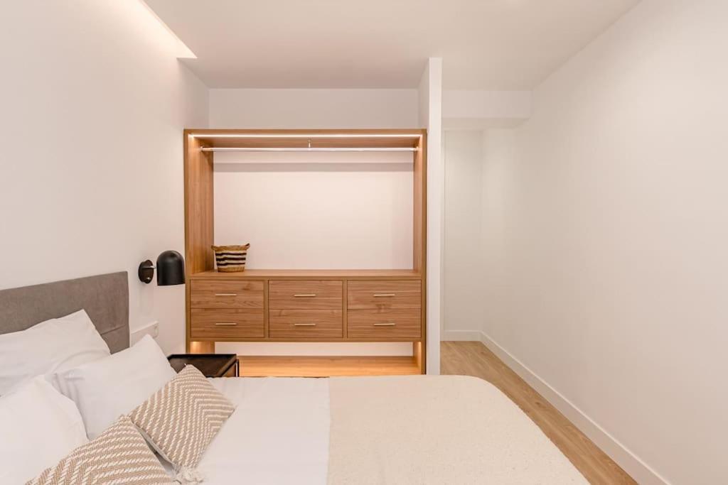 Centro Xiv Calle Mayor 3br 3bh Apartamento Madrid