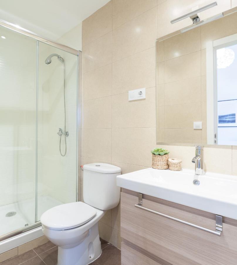 Juan De Olias, Tranquilo Duplex En Zona Santiago Bernabeu-estrecho Apartamento