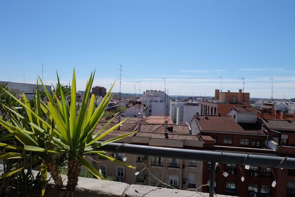 Apartment Paseo Acacias 8, Atico Con Terraza En Embajadores *