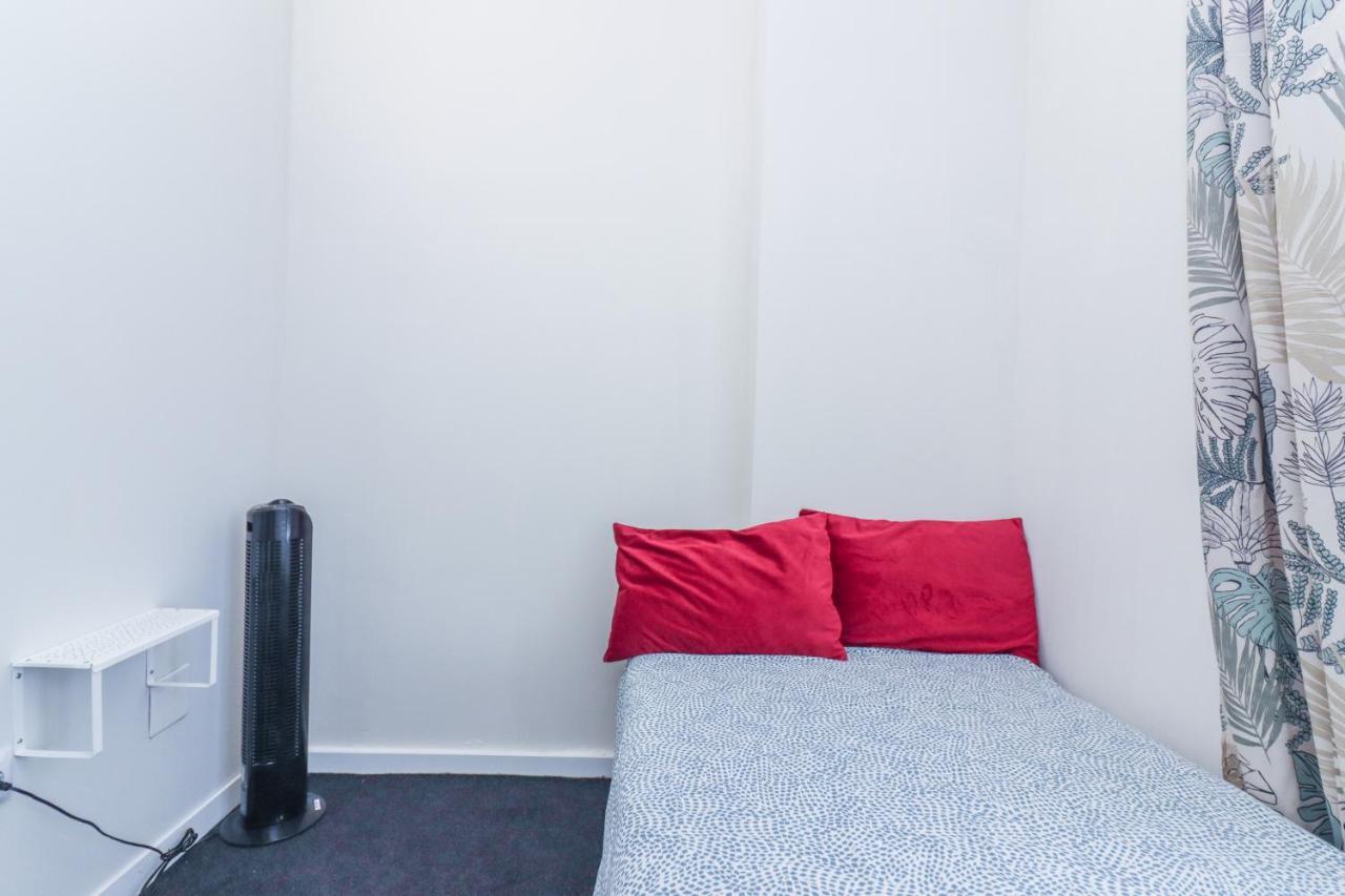 Bright Duplex For Families-vicalv Apartamento