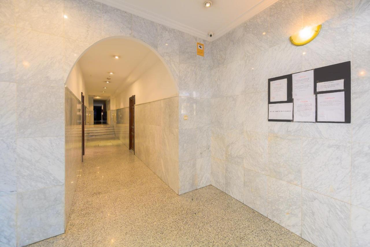 Apartamento For Encantadora Vivienda Temporal De 3 En Ame49
