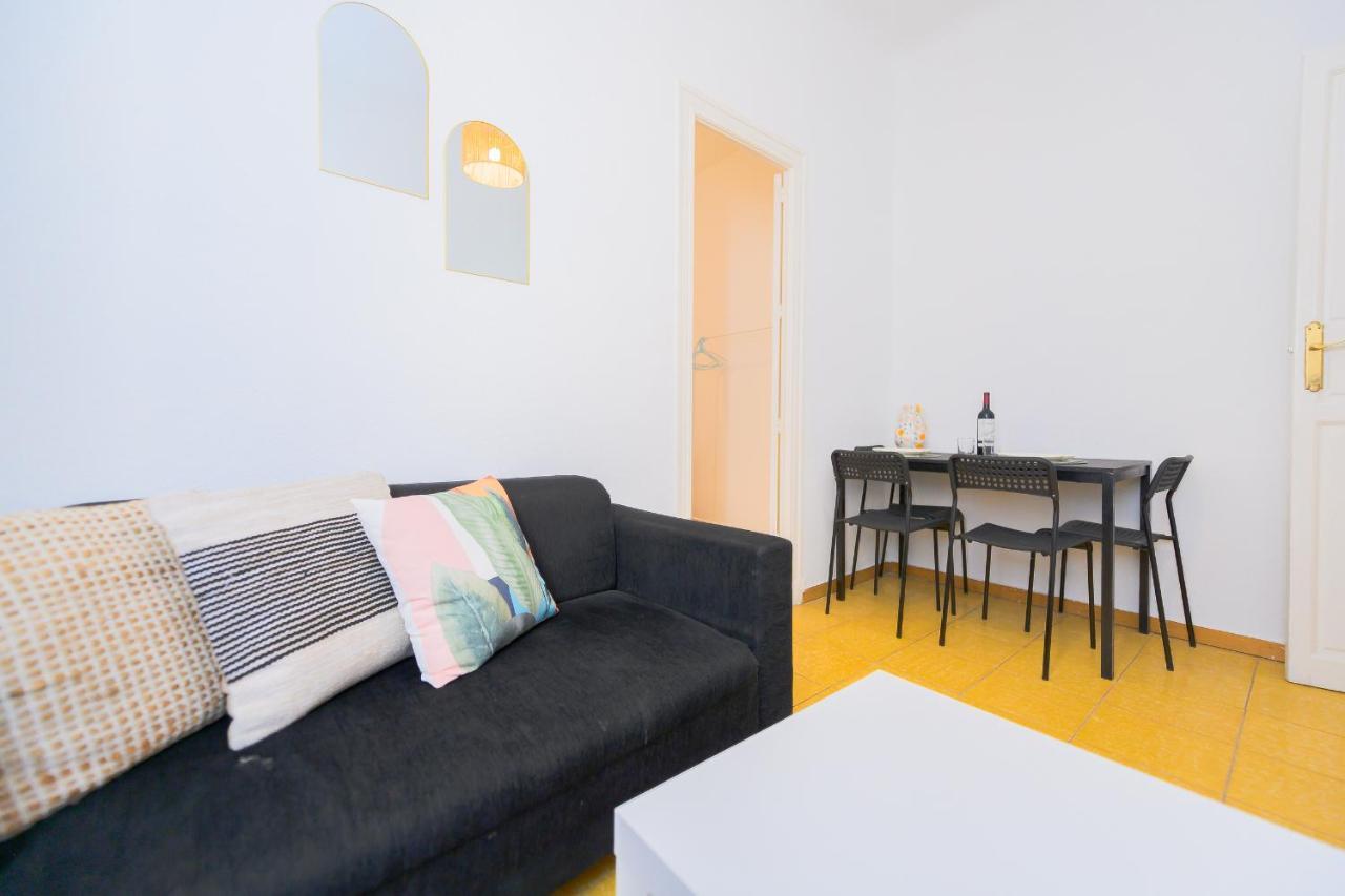 For Encantadora Vivienda Temporal De 3 En Ame49 *