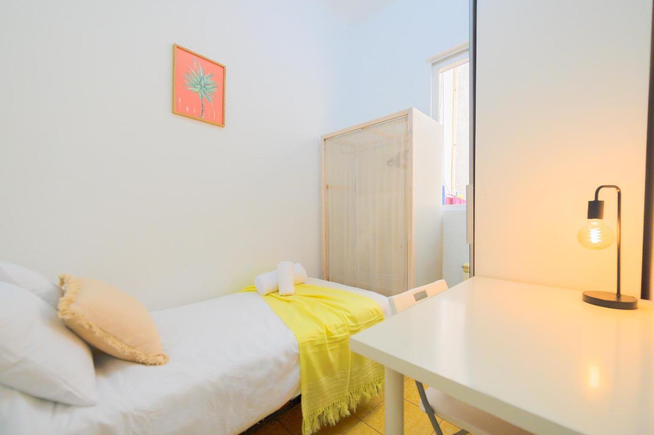 Apartamento For Encantadora Vivienda Temporal De 3 En Ame49 *