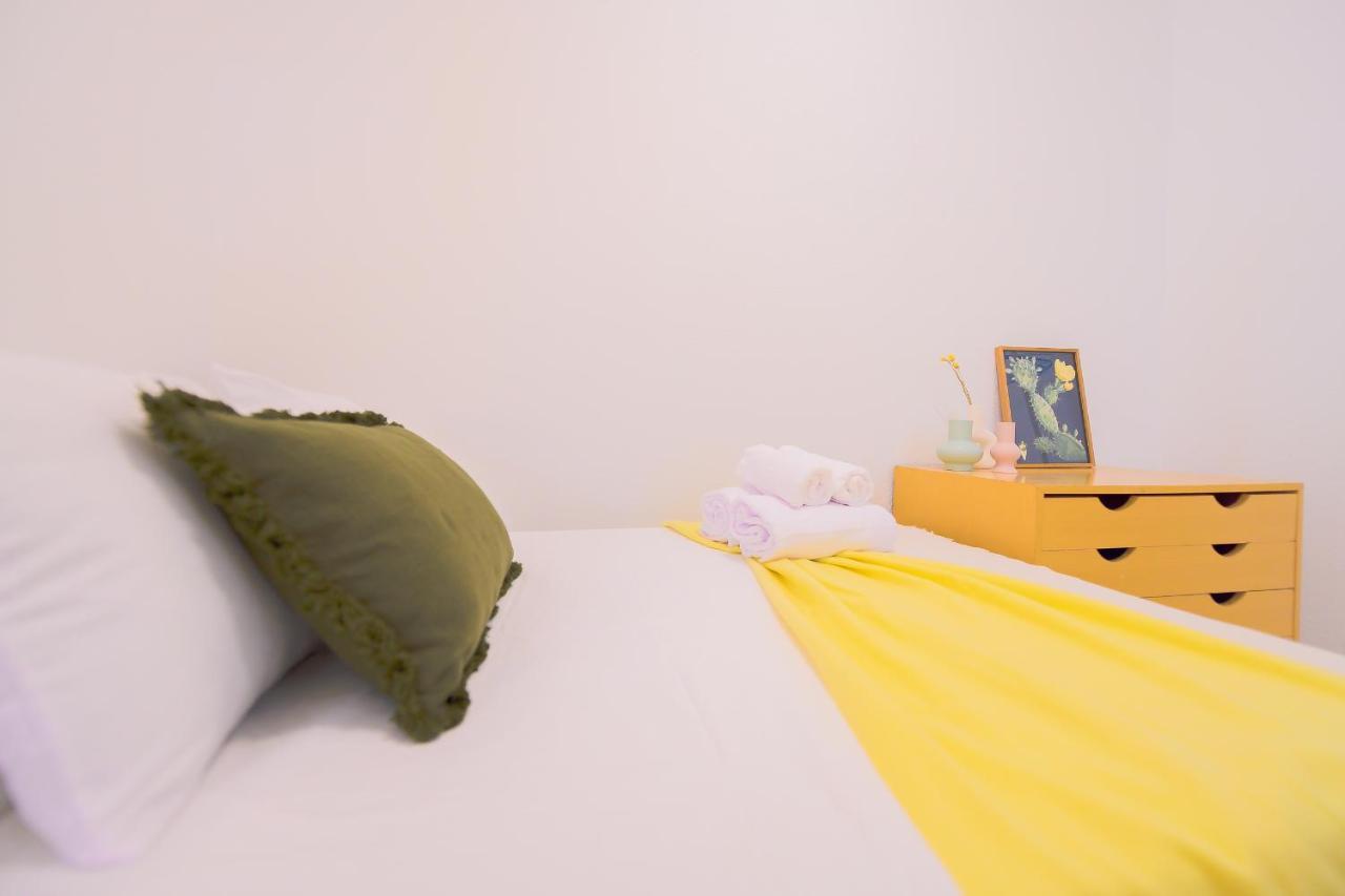 Apartamento For Encantadora Vivienda Temporal De 3 En Ame49 Madrid