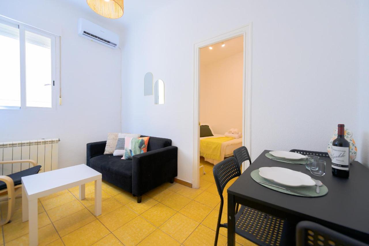 Apartamento For Encantadora Vivienda Temporal De 3 En Ame49
