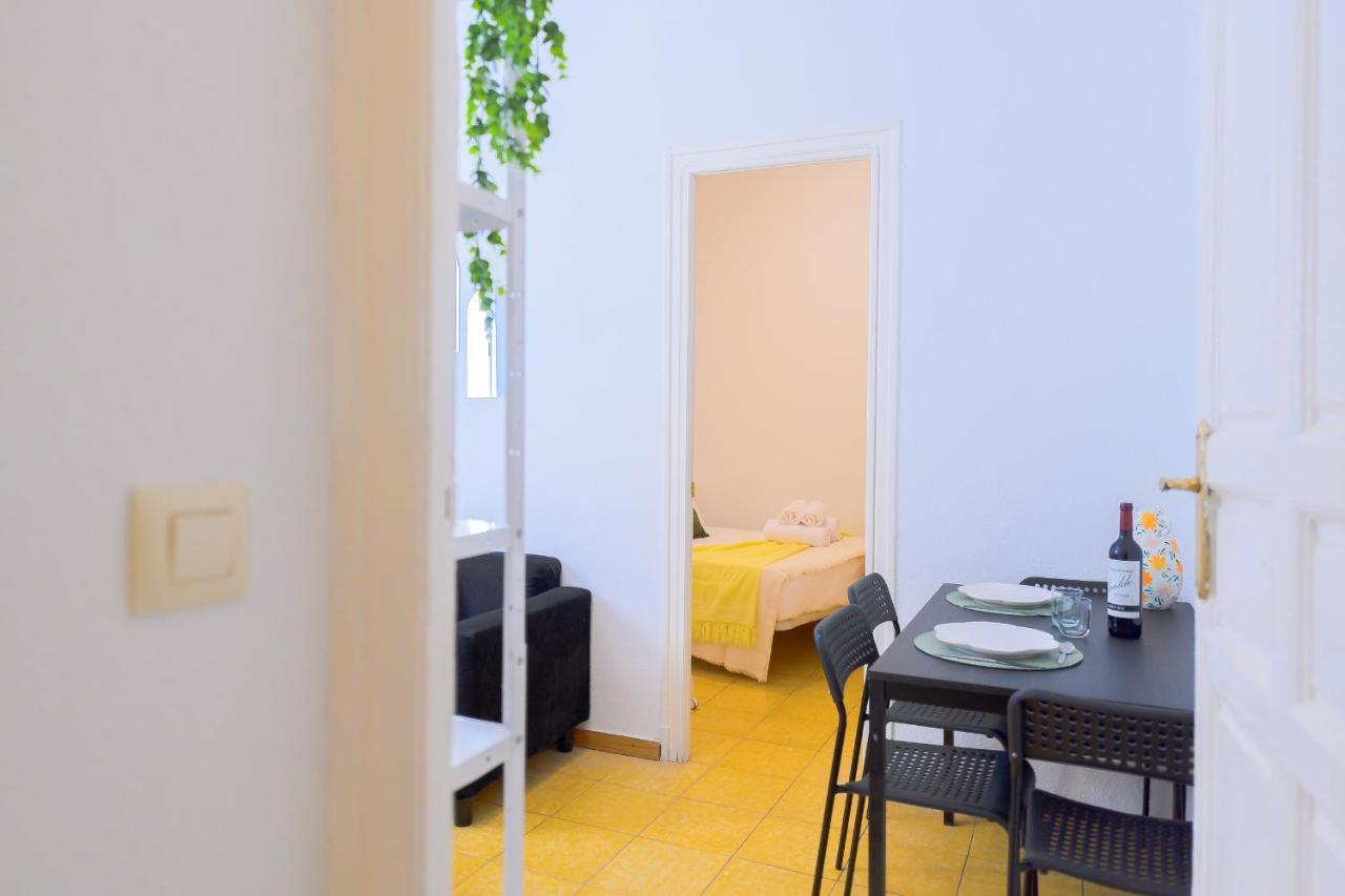 Apartamento For Encantadora Vivienda Temporal De 3 En Ame49