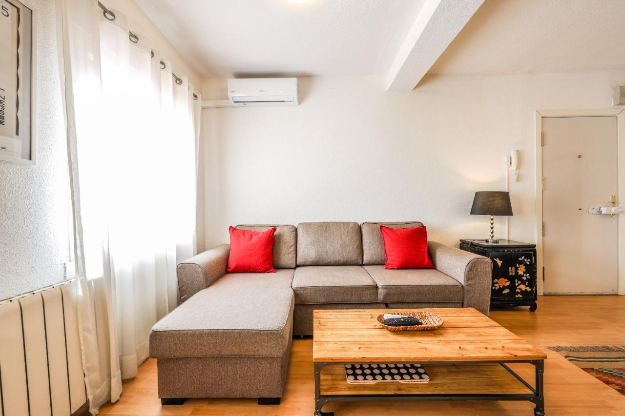 Apartamento En Plaza De Ventas Alquiler Temporal *