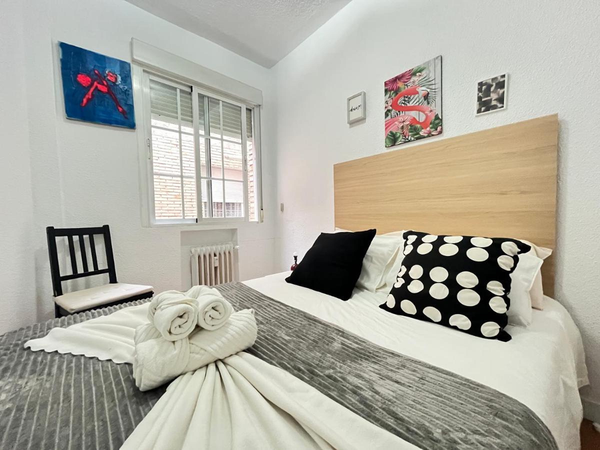 Izq Habitación en casa particular Madrid