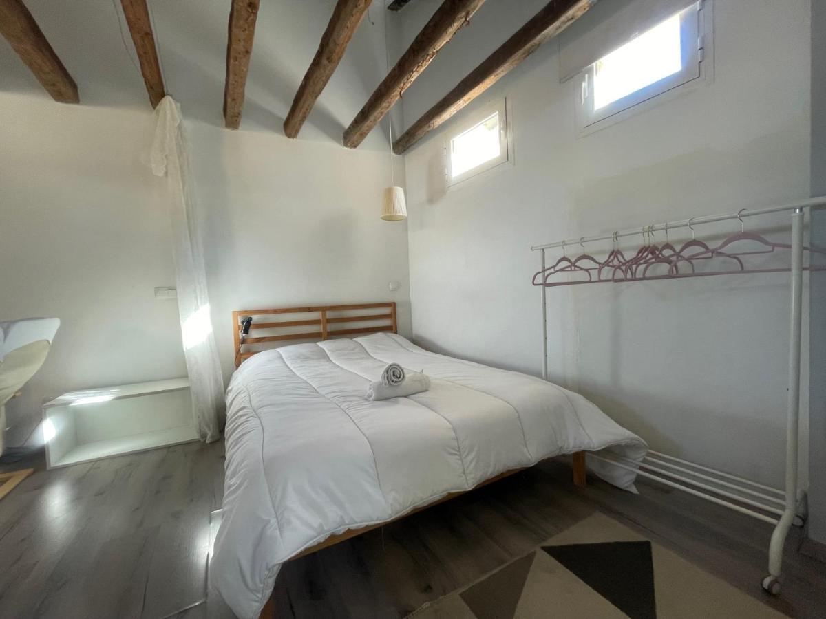 Located In Plaza Espana Apartment