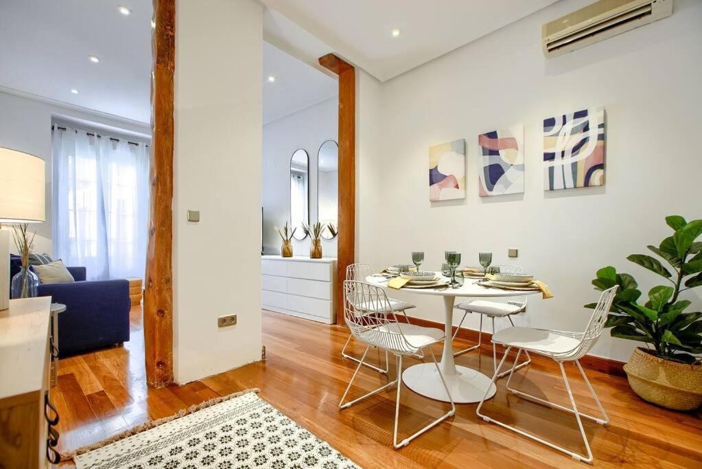 Apartment Flat In The Location-comen-2-de Madrid